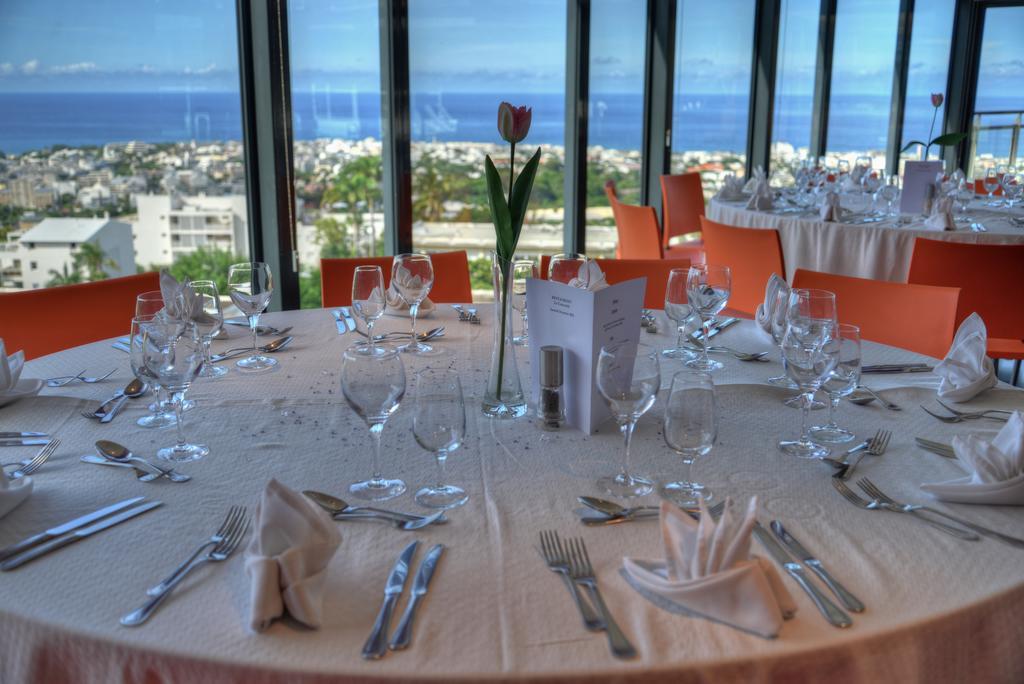 Bellepierre Hotel Сен Дьони Екстериор снимка